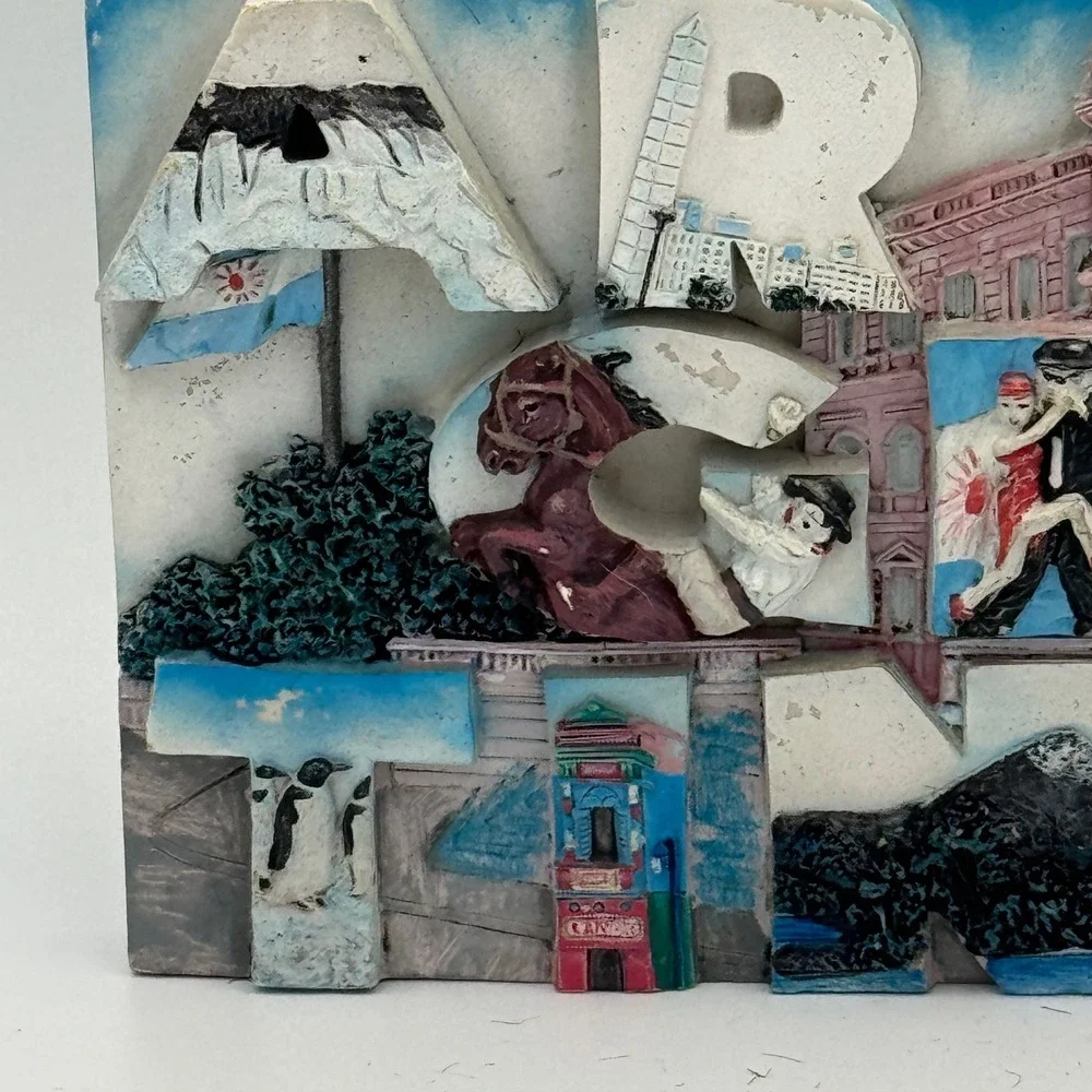 Argentina‎ Souvenir Wall Plaque Hand Painted Resin 3D Raised Lettering Travel
